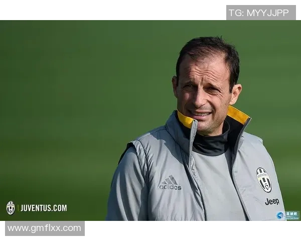 足球巨星璀璨风采尽收眼底 足球球星展架展示各路传奇人物风姿 足球巨星璀璨风采尽收眼底 足球球星展架展示各路传奇人物风姿